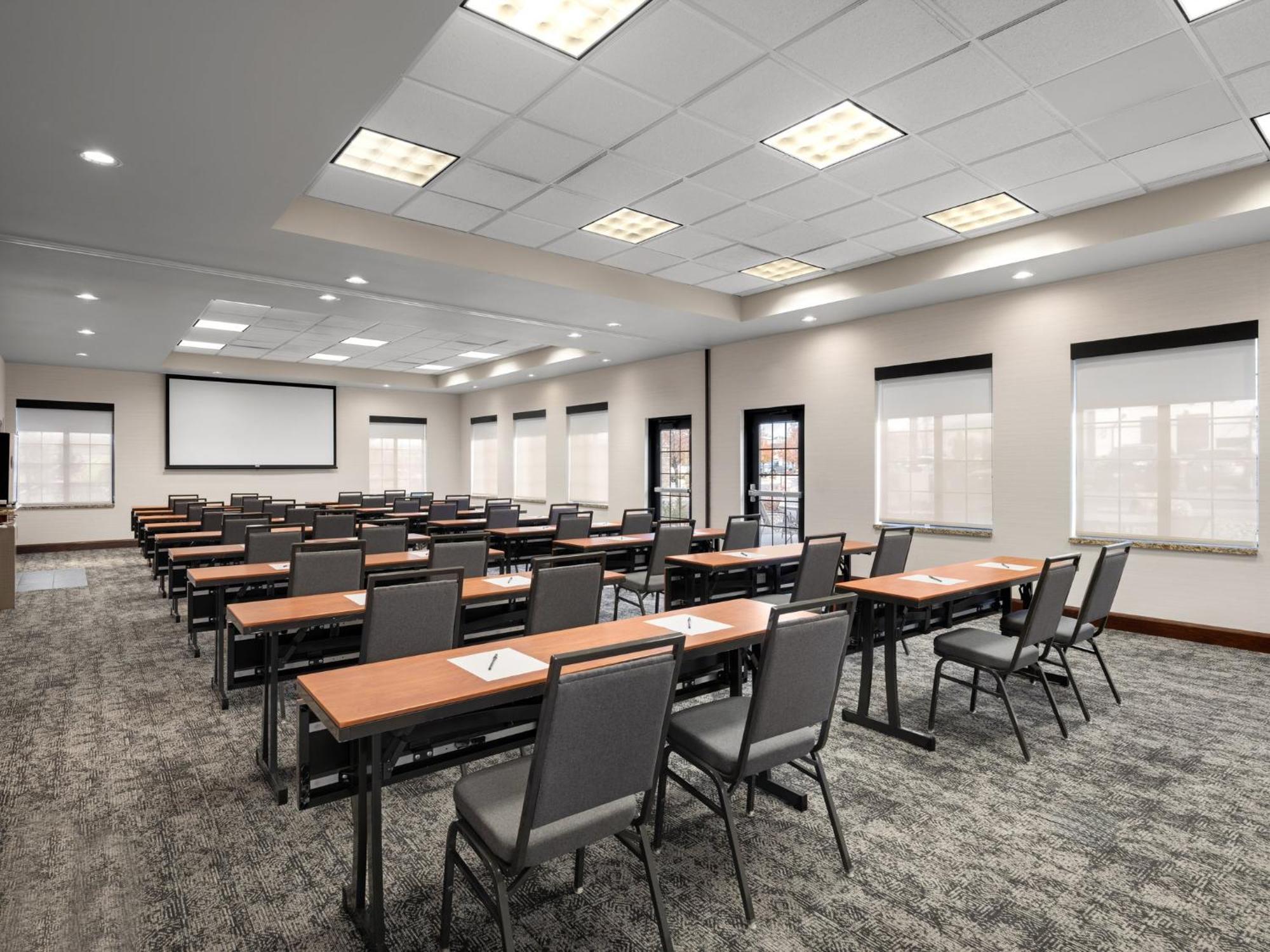 Staybridge Suites Midvale By Ihg Экстерьер фото